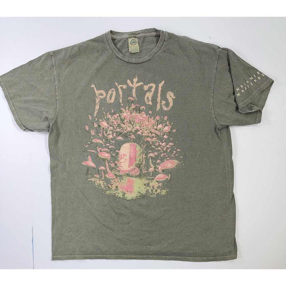Melanie Martinez Portals Graphic T-Shirt Delta Pro Weight Green Mens XL